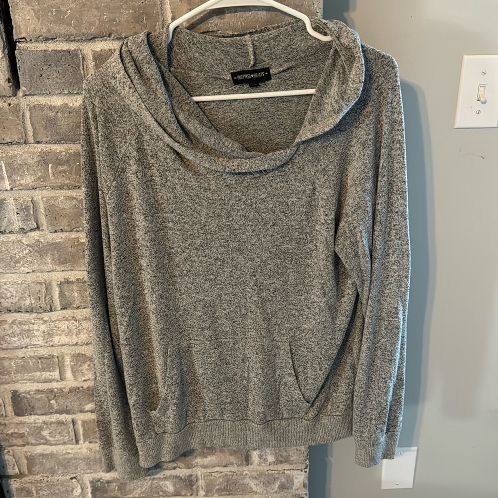 Gray women’s XL hoodie